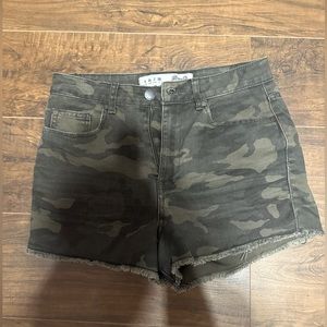 Camouflage shorts